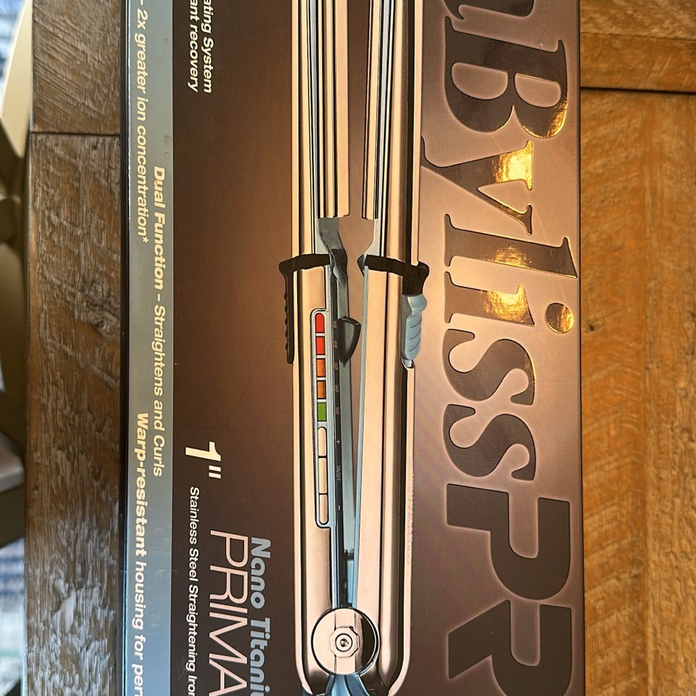 BaBylissPRO Nano Titanium Prima Flat Iron